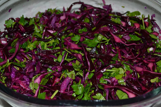 Kırmızı Lahana Salatası Tarifi ve Malzemeleri