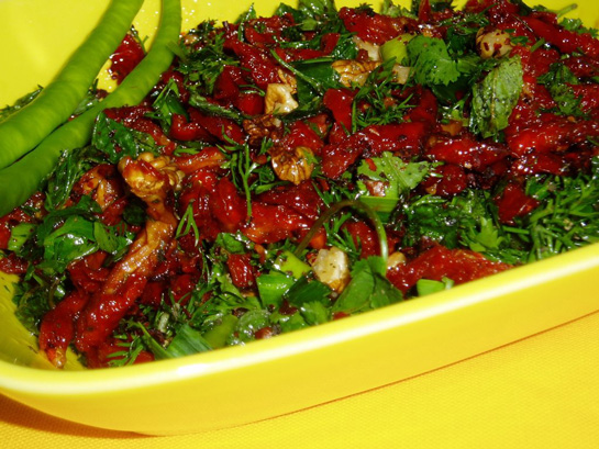 Kuru Domates Salatası Tarifi ve Malzemeleri