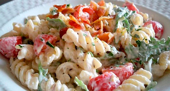 Makarna Salatası Tarifi ve Malzemeleri