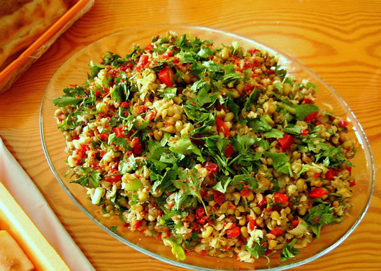 Maş Salatası Tarifi ve Malzemeleri