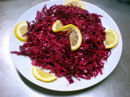 Mor Lahana Salatası Tarifi ve Malzemeleri