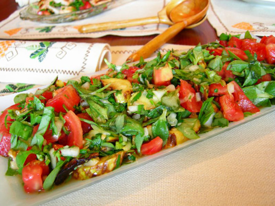 Salata Çeşitleri Tarifi ve Malzemeleri