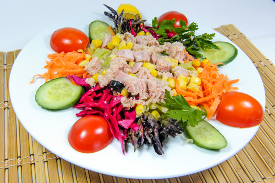 Ton Balıklı Salata Tarifi ve Malzemeleri